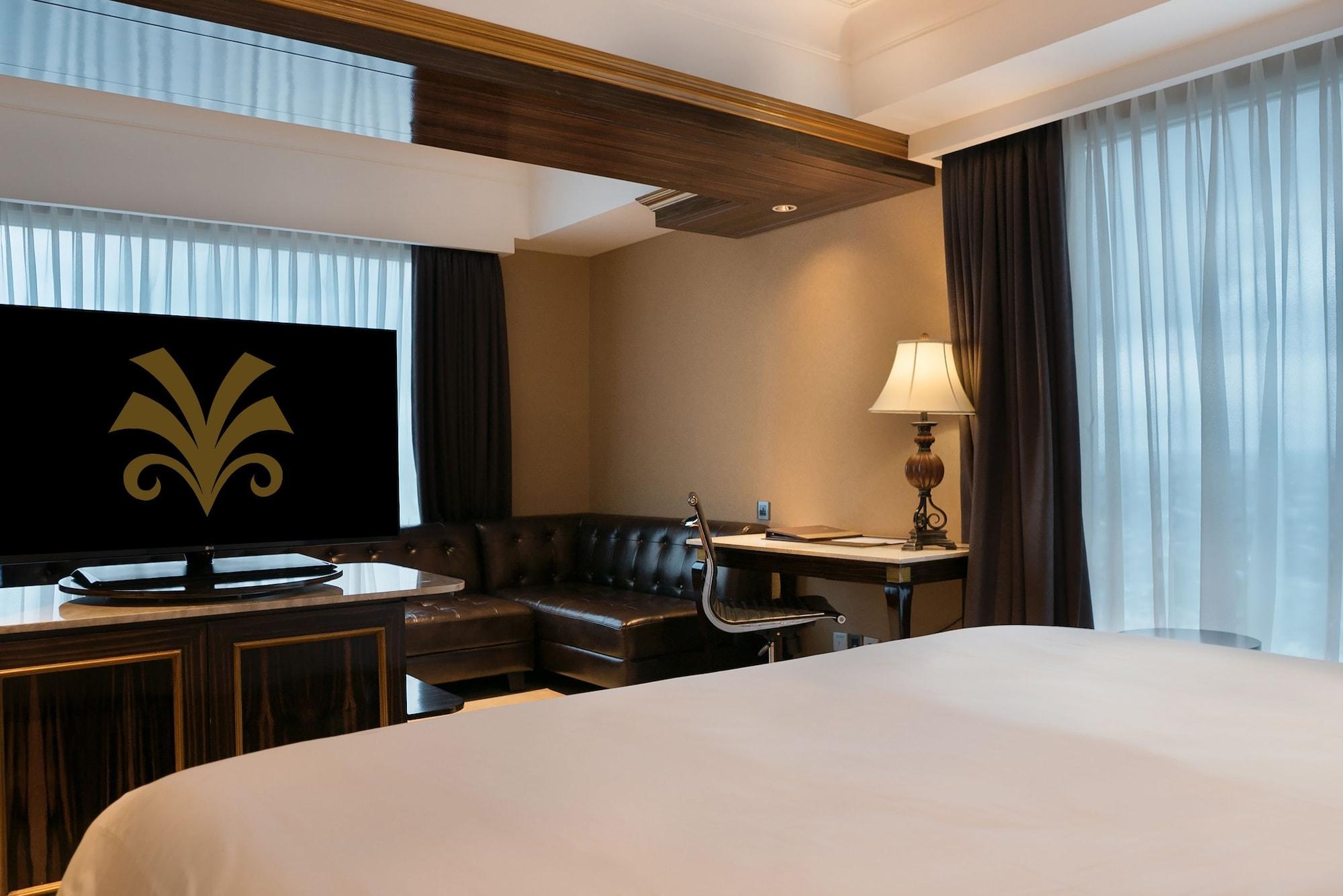 Myko Hotel & Convention Center Makassar Buitenkant foto