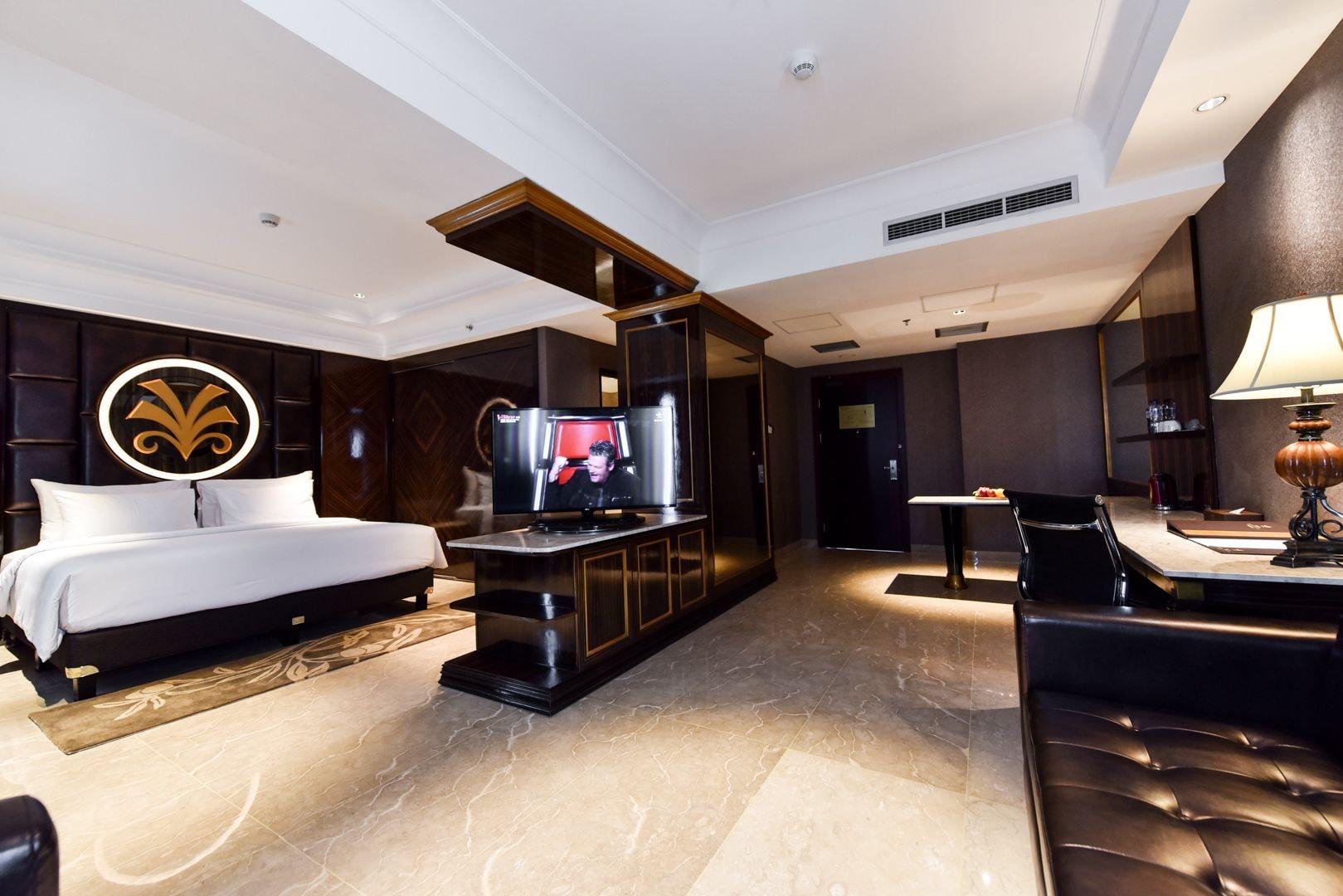 Myko Hotel & Convention Center Makassar Buitenkant foto
